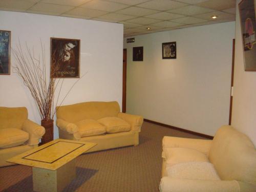 Imagen 2 de 23