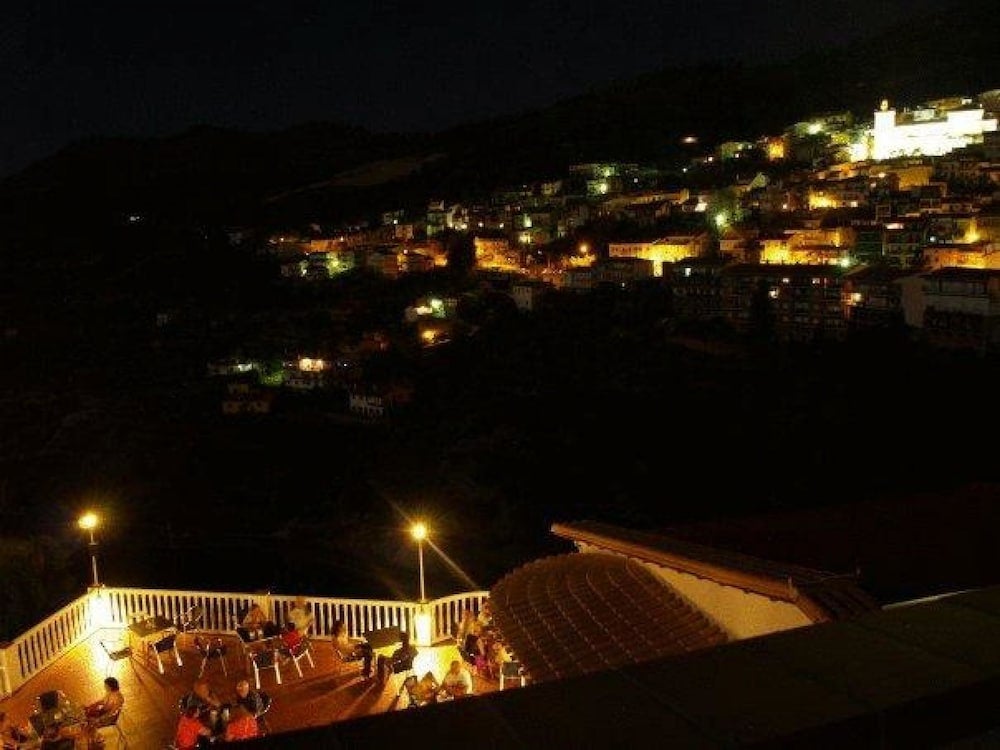 Imagen 3 de 34