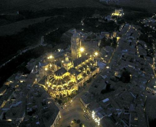 Imagen 2 de 71