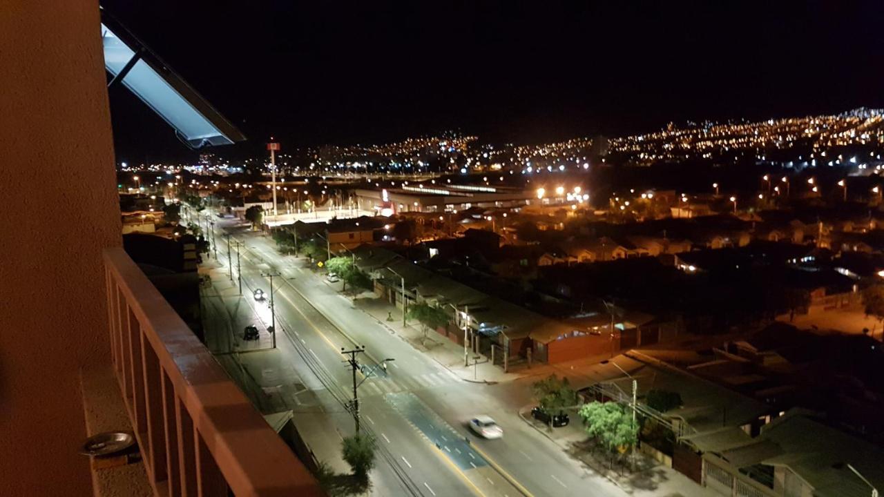 Imagen 2 de 18
