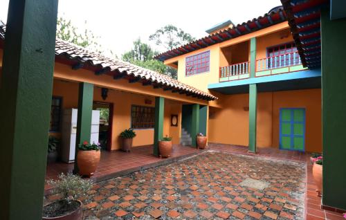 Imagen 2 de 27