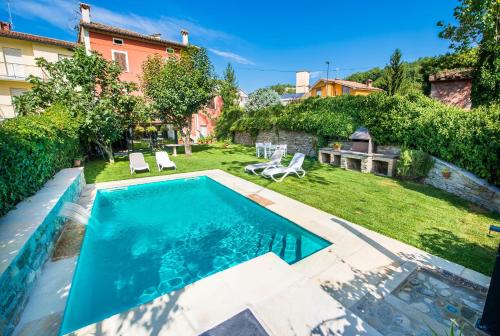 Imagen 2 de 41
