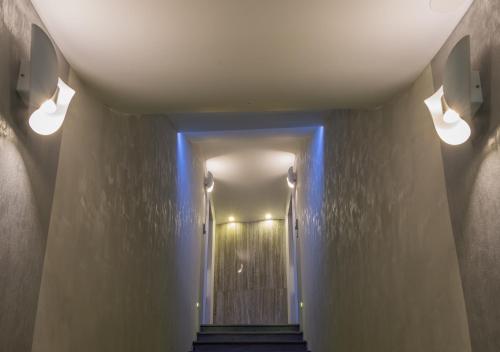 Imagen 1 de 70