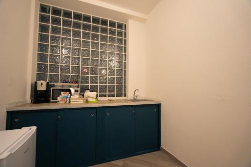 Imagen 2 de 44