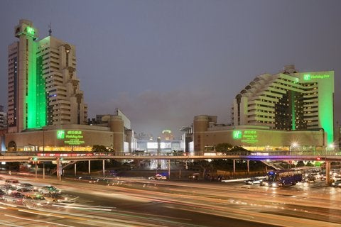 Imagen 2 de 18