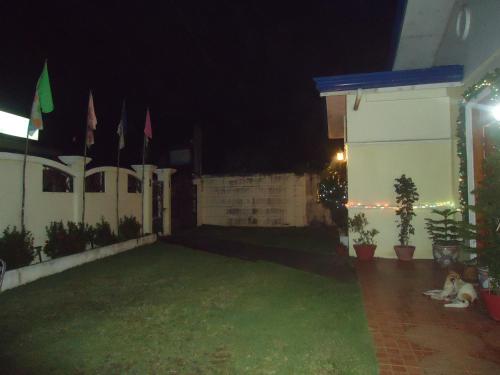 Imagen 2 de 23
