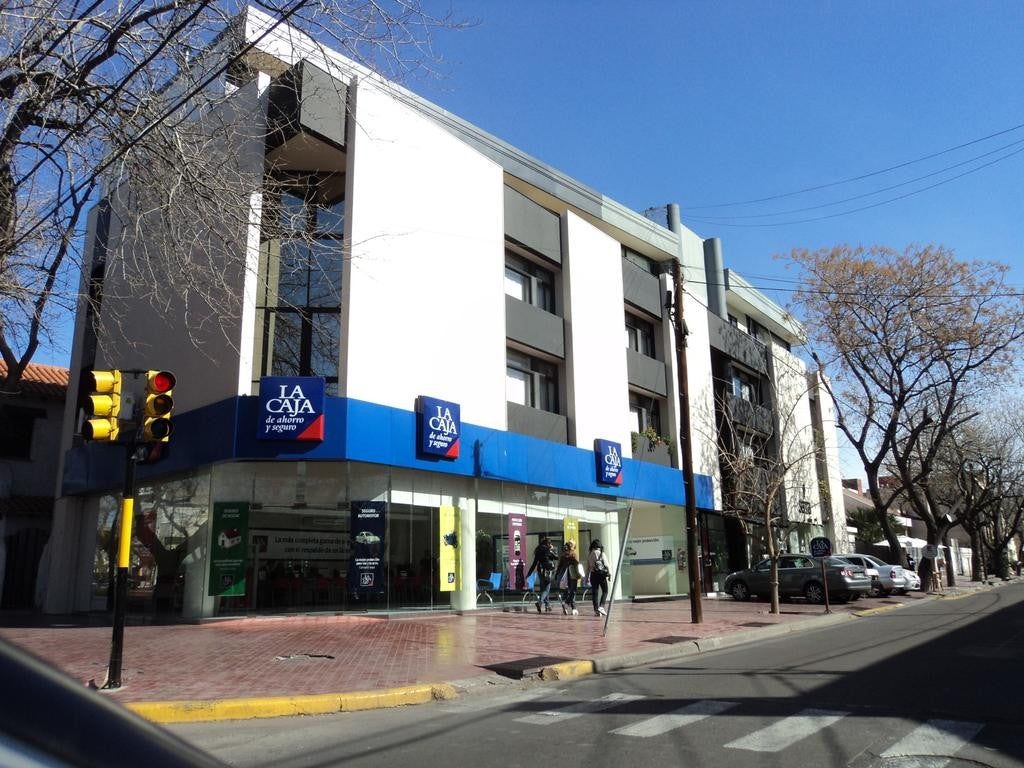 Imagen 3 de 18