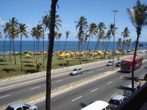 Imagen 2 de 70