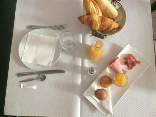 Imagen 2 de 24
