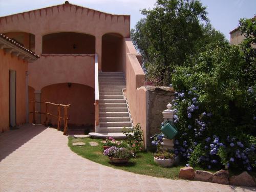 Imagen 2 de 69