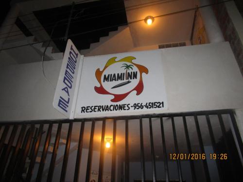Imagen 1 de 63
