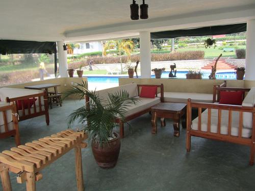 Imagen 2 de 32