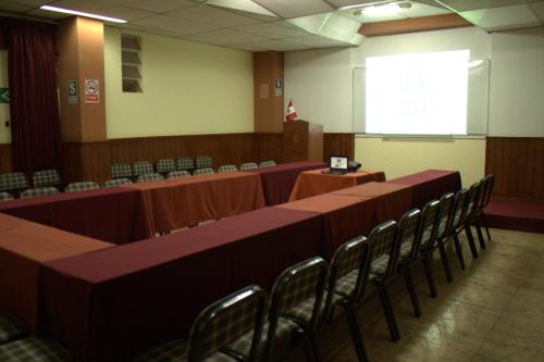 Imagen 3 de 43