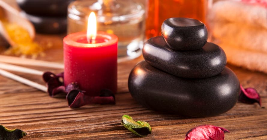 Recupera tu energía vital: experiencia única con un masaje de piedras