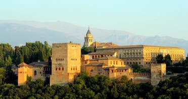 Visita guiada: Alhambra y Generalife con Palacios