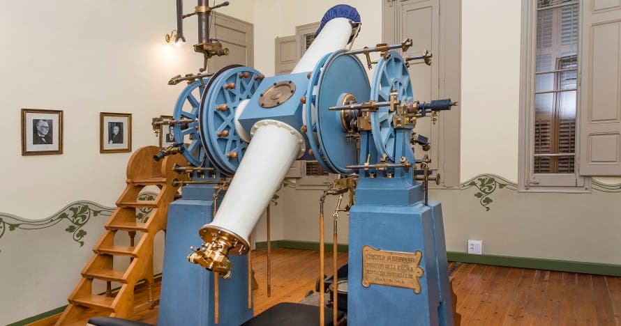 Viaje astronómico nocturno: observa las estrellas en Observatori Fabra
