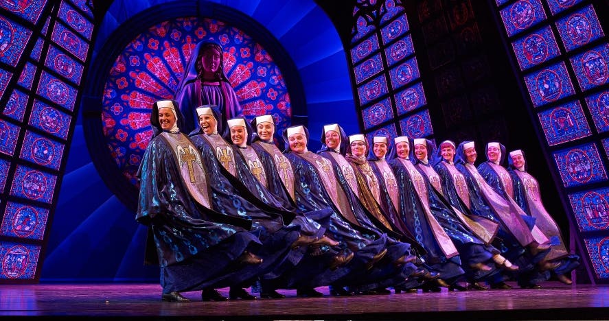 Sister Act, el musical divino