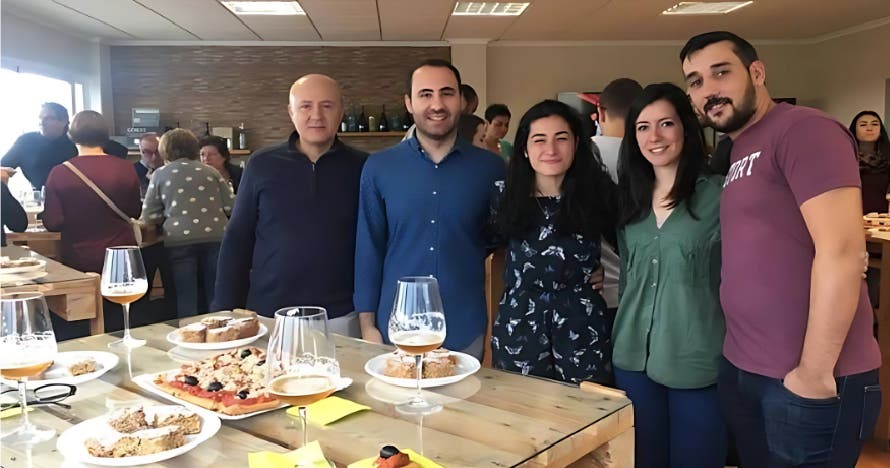 Experiencia gourmet: visita fábrica, cata cervezas y maridaje