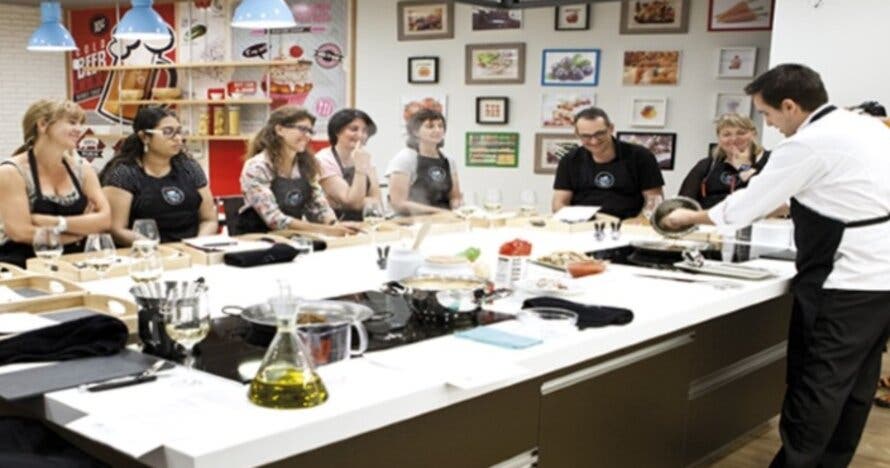 Taller de tapas selectas incluye bebida y degustación 