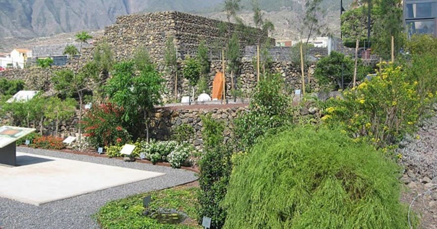 Pirámides de Güímar Parque Etnográfico y Jardín Botánico