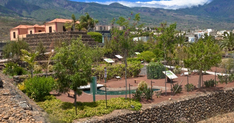 Pirámides de Güímar Parque Etnográfico y Jardín Botánico
