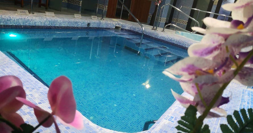 Ritual de desintoxicación: spa con masaje relajante