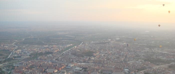 Lleida a tus pies con vuelos en Globo