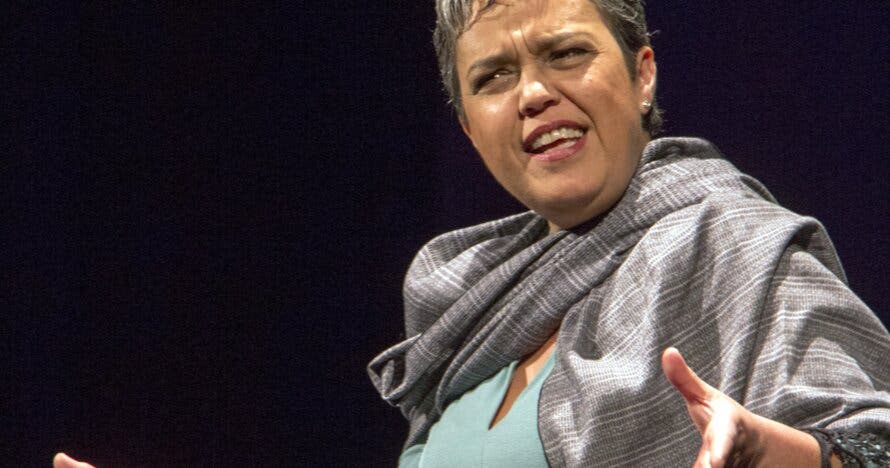Martha Escudero presenta: Cuando te hablen de amor...
