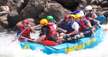 Rafting por el ro Fonce, plan para 4 amigos