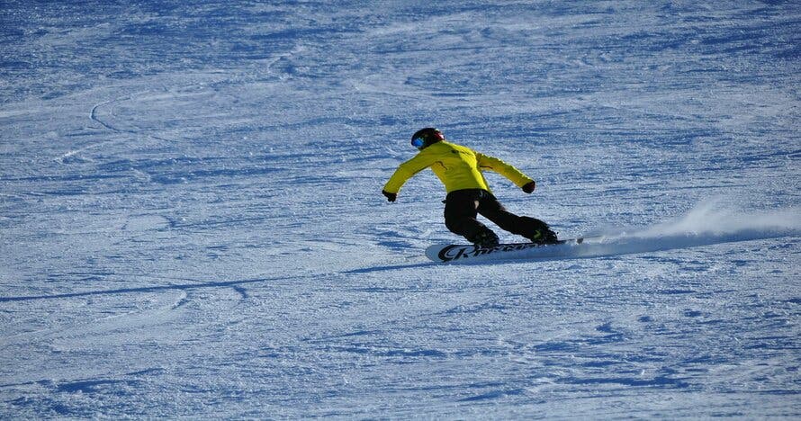 1 o 2 días de alquiler de equipo para esquí o snowboard