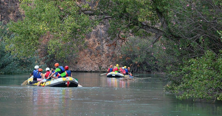 Rafting en el Cañón de Almadenes con visita a Cuevas y Fotos