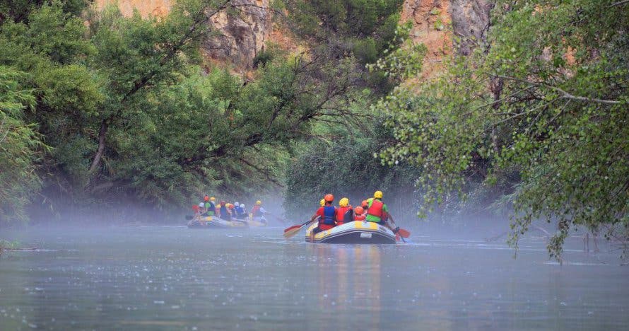 Rafting en el Cañón de Almadenes con visita a Cuevas y Fotos