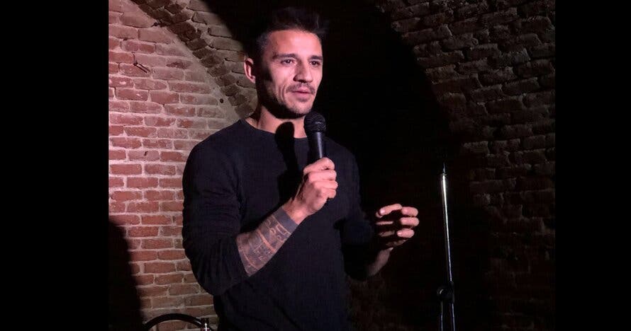 La Cueva Comedy  Club, Open Mic