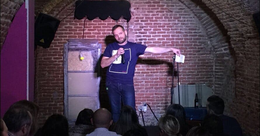 La Cueva Comedy  Club, Open Mic