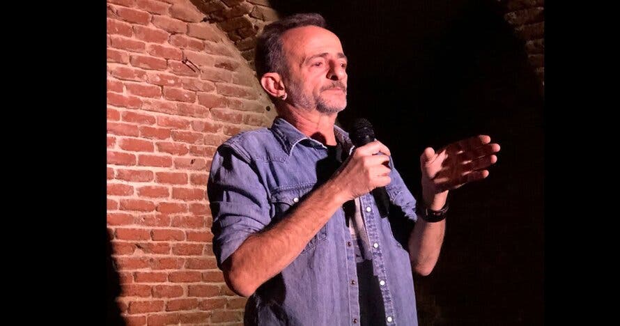 La Cueva Comedy  Club, Open Mic