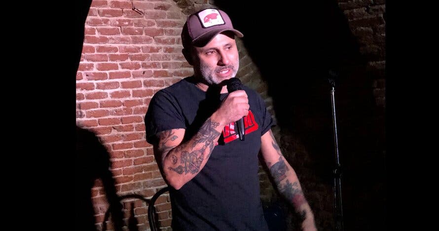 La Cueva Comedy  Club, Open Mic