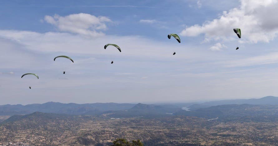 Vuelo en parapente en alta montaña