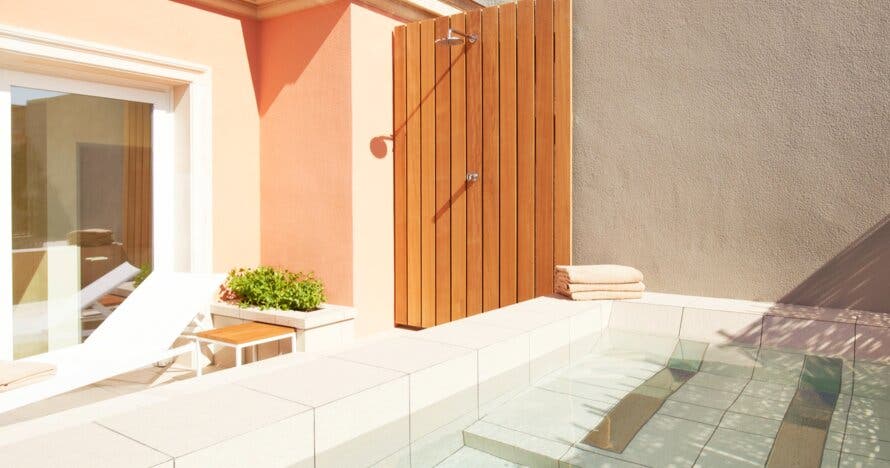 Relájate y disfruta de un oasis de masaje y spa