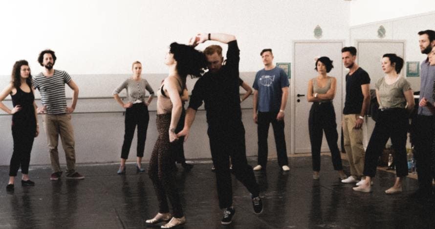 Ritmo y diversión: aprende salsa y bachata en clases particulares