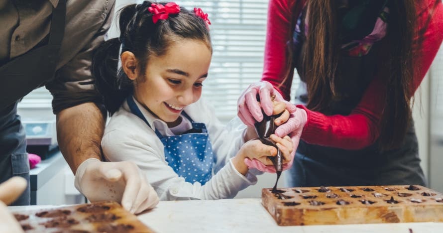 Taller creativo de chocolate para niños y familias en Çukor Barcelona