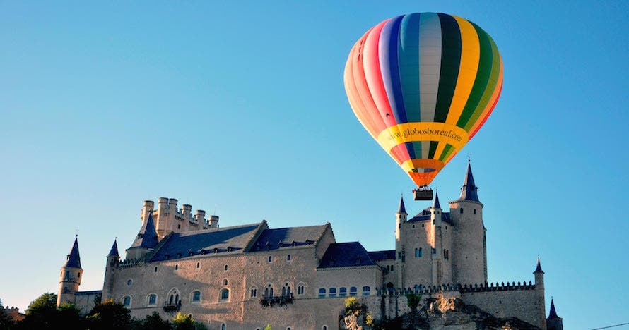 Paseos en Globo en Segovia con cava y desayuno