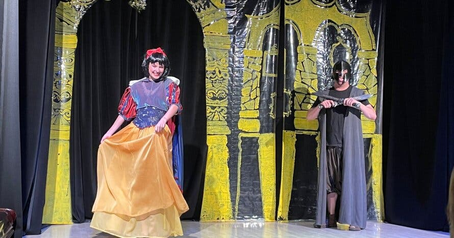 Blancanieves y el espejo mágico