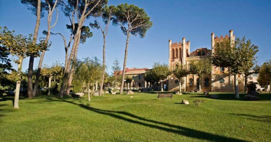 Día de bienestar: circuito acuático y gastronomía en Vichy Català