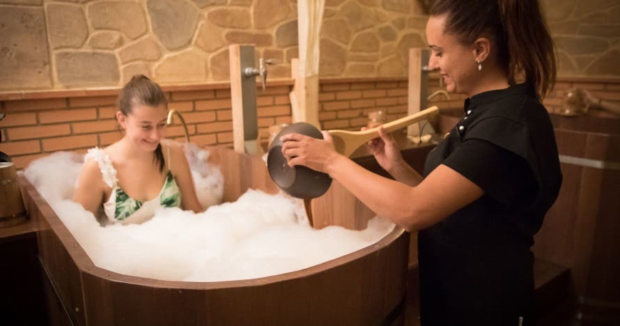 Sumérgete en la cerveza, descubre el Beer Spa de ensueño - Alicante