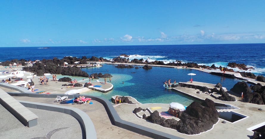 Skywalk, Fanal, Piscinas Volcánicas de Porto Moniz y más...en 4x4 Tour