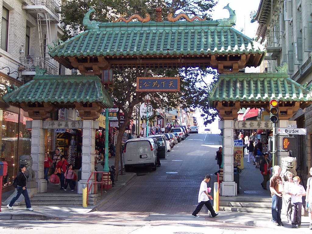 Excursión en el centro y Chinatown - GoCar