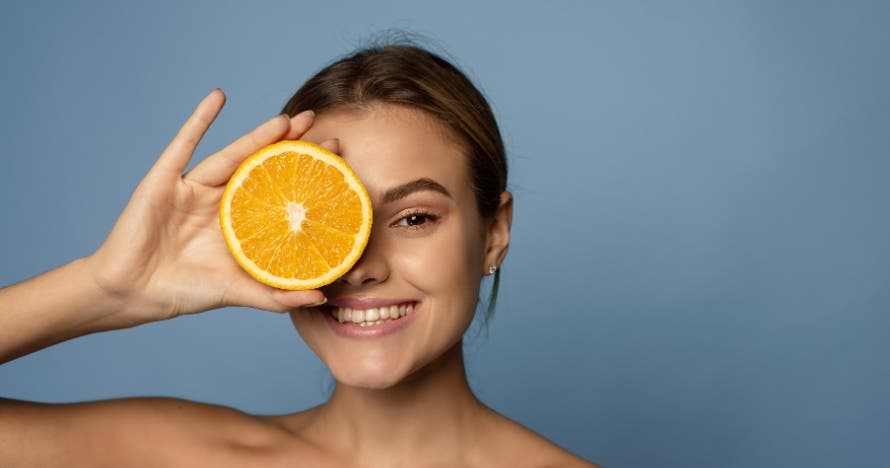 Ritual facial glow: piel rejuvenecida y radiante con vitamina C