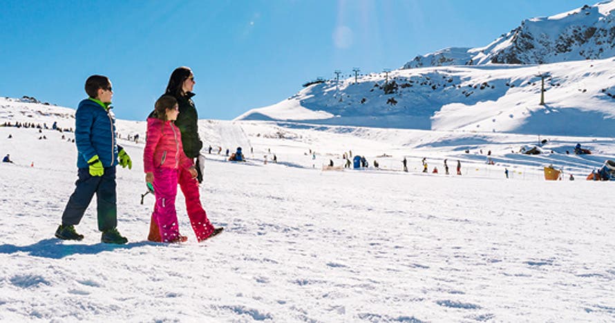 Full Day Parques de Farellones + entrada + actividades + traslados