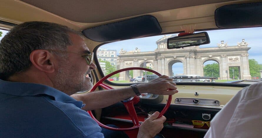 Conduce un Seat 600 con tapeo incluido. Tour dominguero.