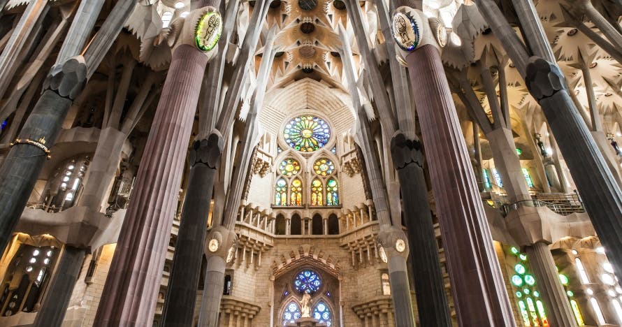 Park Güell y Sagrada Familia, la magia de Gaudí en Barcelona